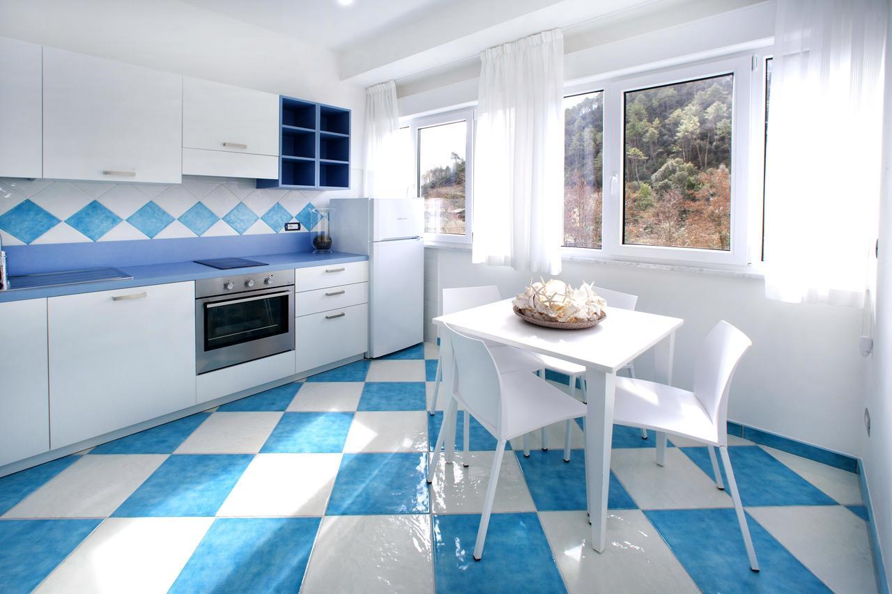 La Conchiglia Apartments Deiva Marina Dış mekan fotoğraf